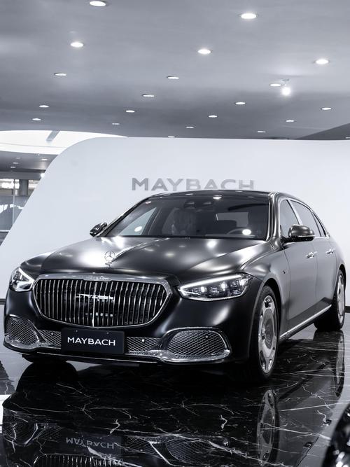 重庆44岚图汽车的售后服务让用户无忧出行，迈巴赫未来的豪华车趋势